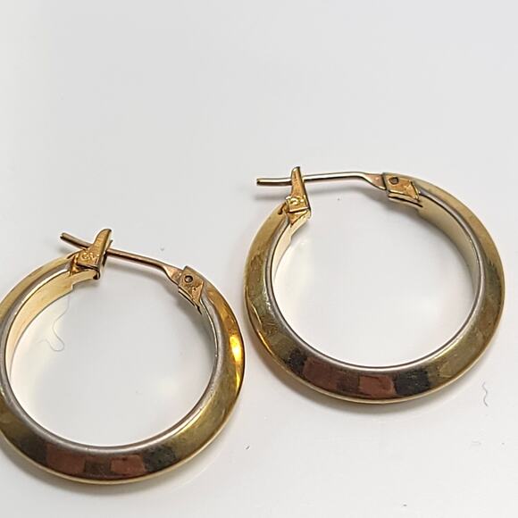 Classic Gold Hoop Earrings, Medium Polished Everyday Fashion Jewelry for Women - Picture 1 of 10